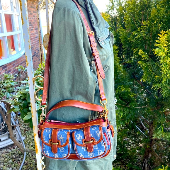 Dooney&BourkeDenim Signature Saddle Bag - Picture 4 of 14